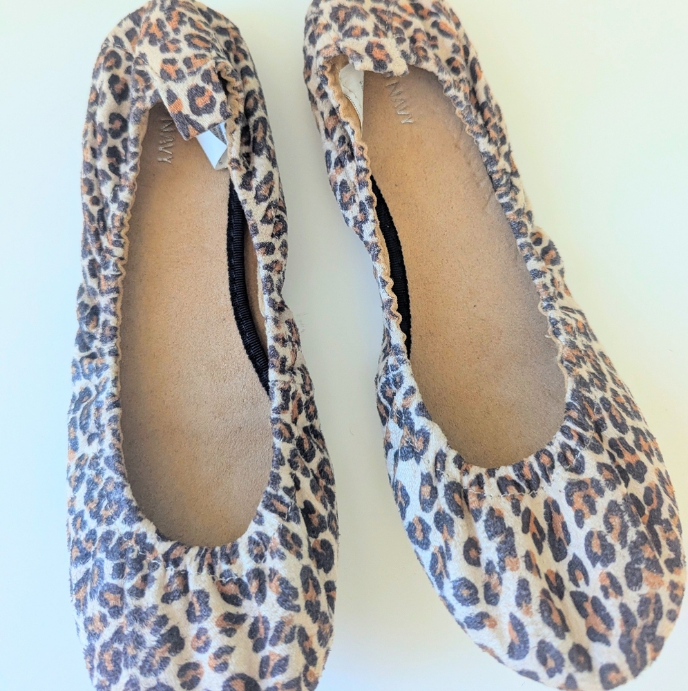 Leopard Flats Old Navy Size 8 - Picture 4 of 7